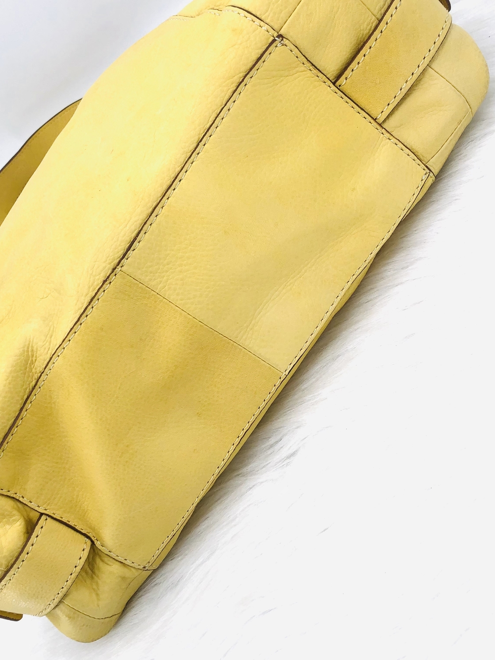 Fossil Yellow Leather Women’s Shoulder Bag - Picture 9 of 9